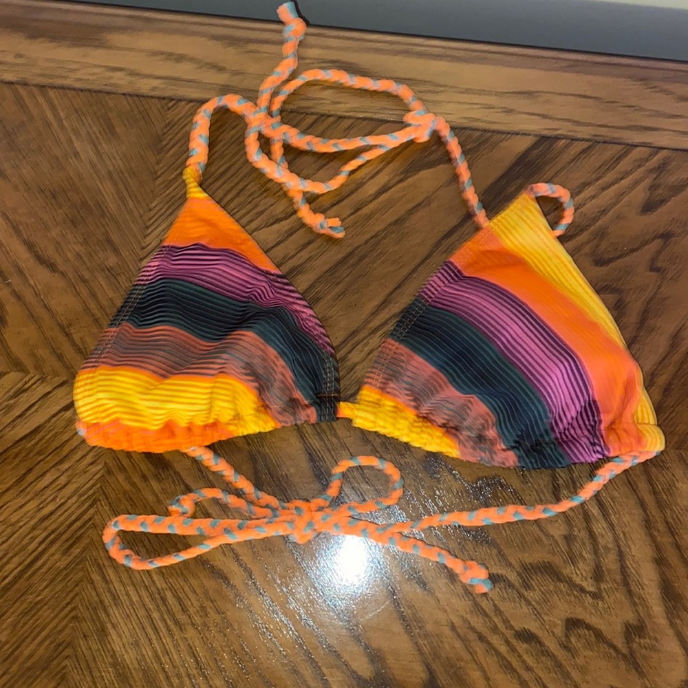 Xhilaration bikini top